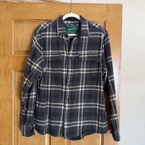 Woolrich Men’s Button up flannel size M